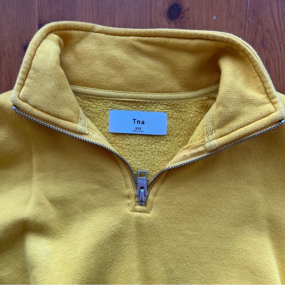 Aritzia TNA crop 1/4 zip sweater - Picture 3 of 4